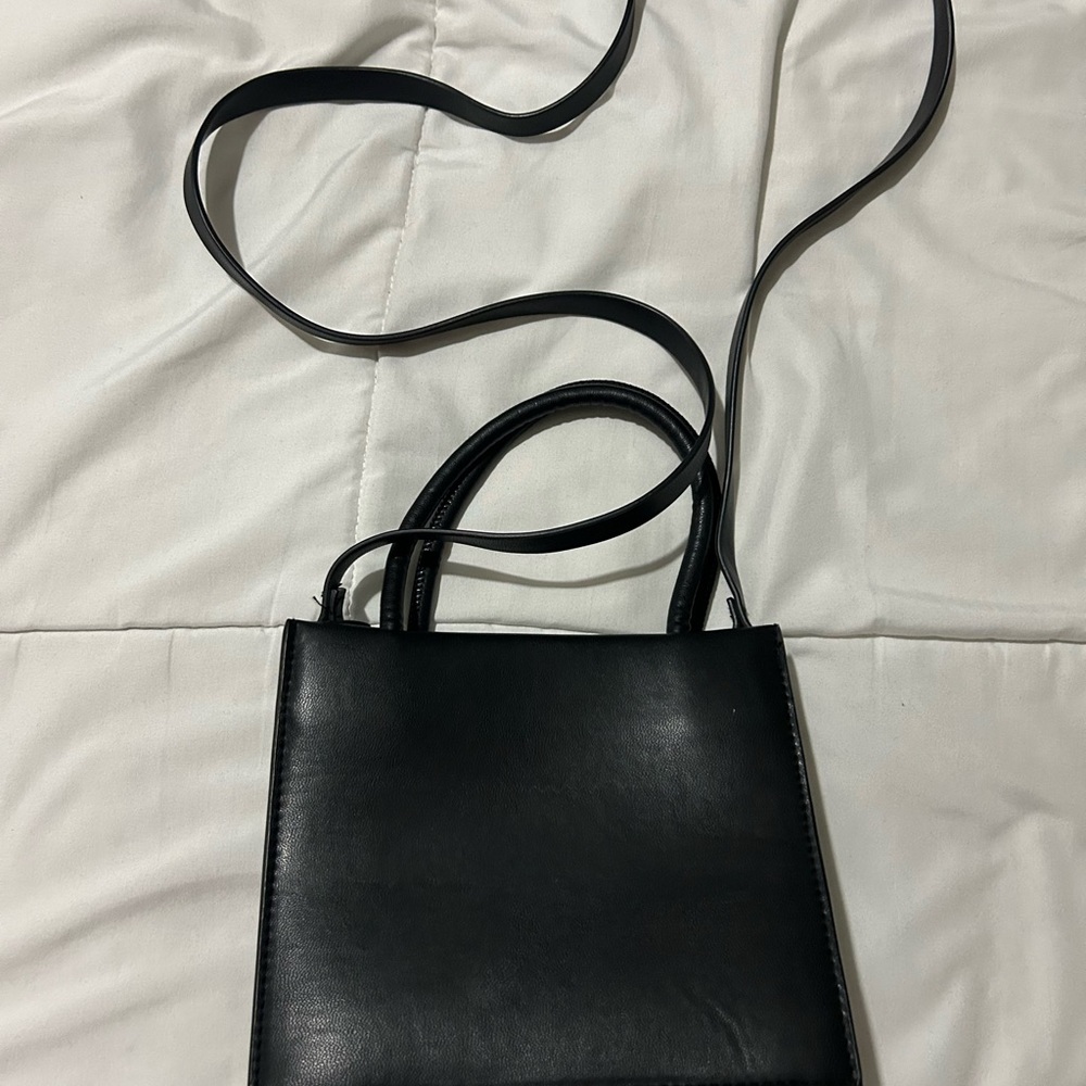 Elegant Black Women's Bag